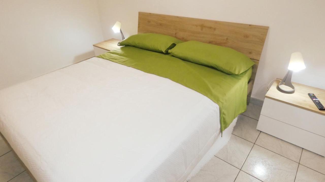 Relux Bed and Breakfast Bari Exteriör bild